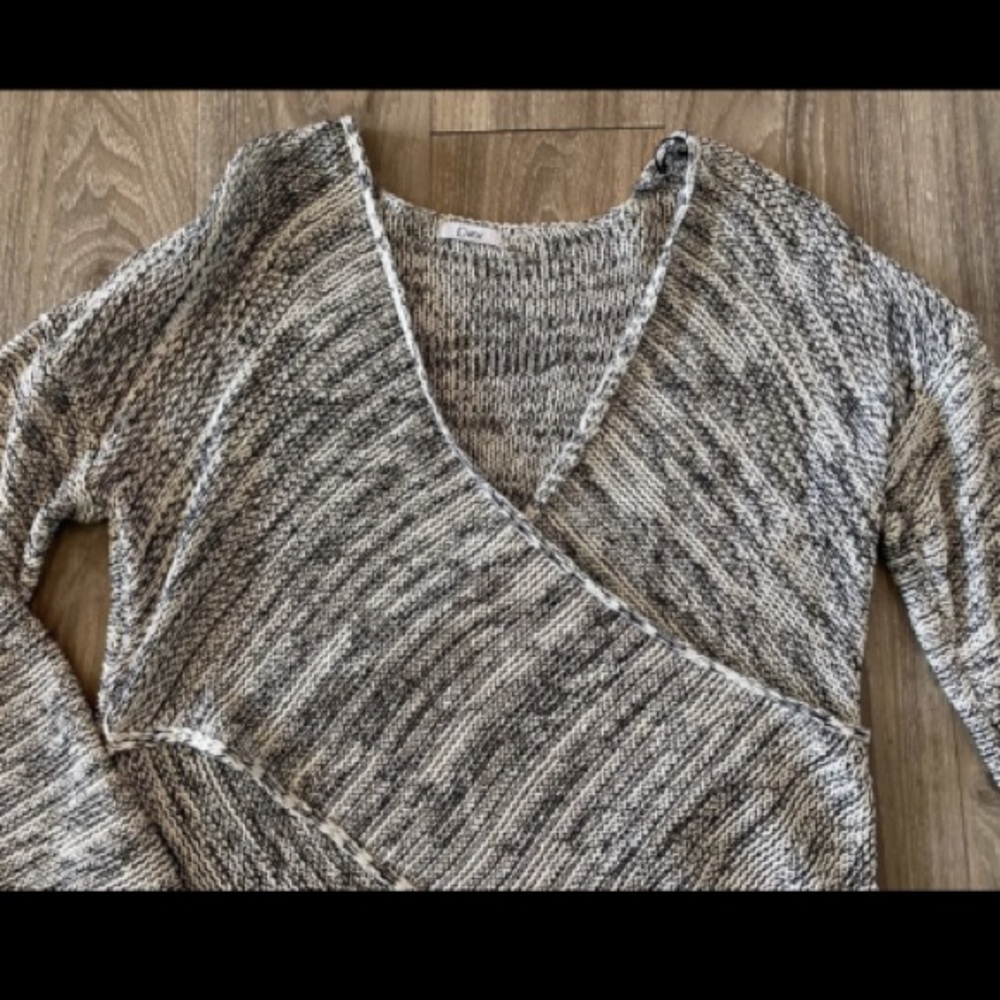 Sweater - Picture 2 of 3
